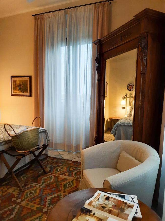 Boutique Hotel Fox'S Inn サン・ジュスティーノ・ヴァルダルノ エクステリア 写真
