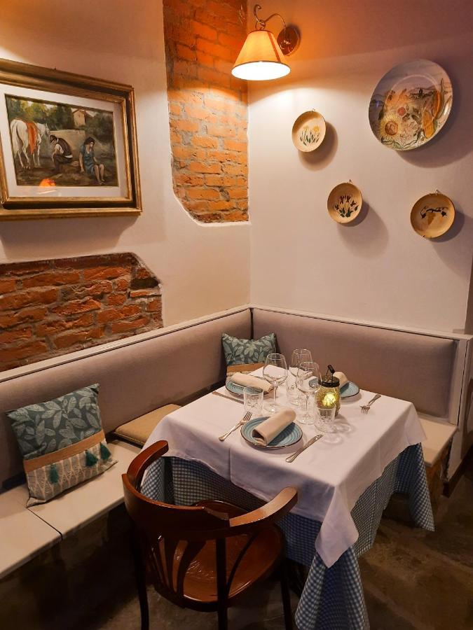 Boutique Hotel Fox'S Inn サン・ジュスティーノ・ヴァルダルノ エクステリア 写真